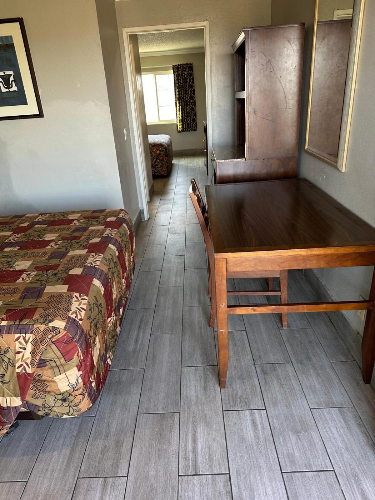 Passport Inn&Suites Corona Extérieur photo